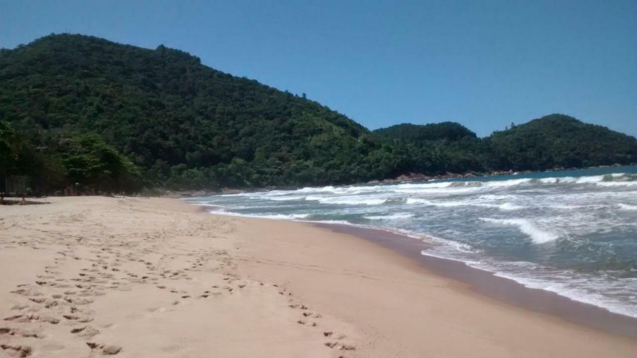 Chale Excelente Localizacao Villa Ubatuba Luaran gambar